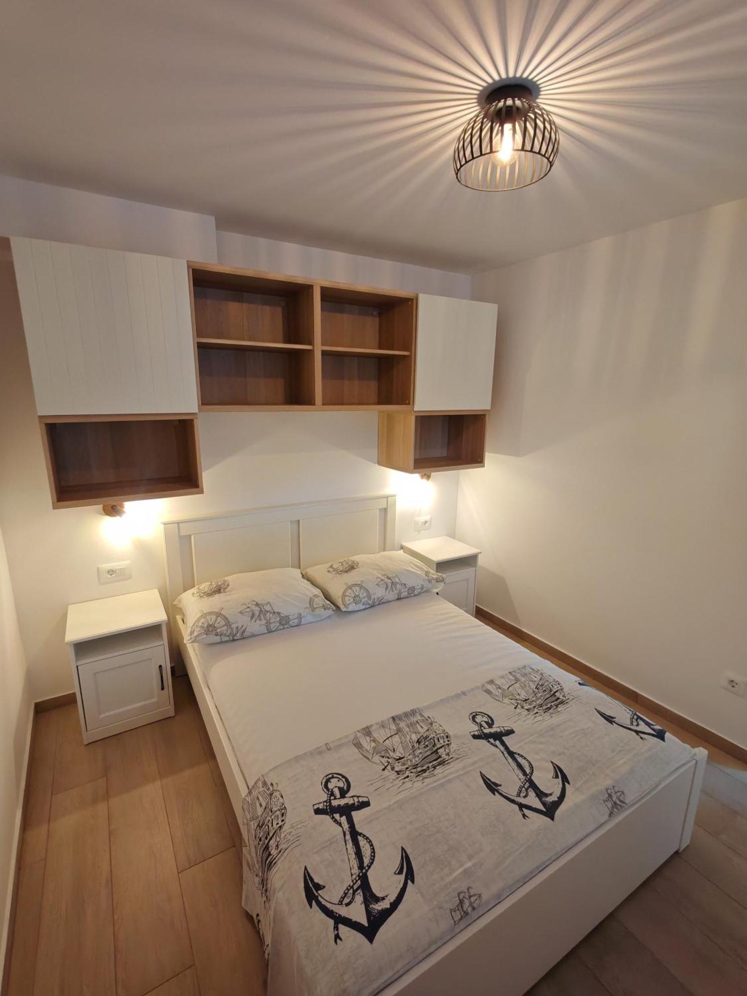 Apartment Amfora Gdinj